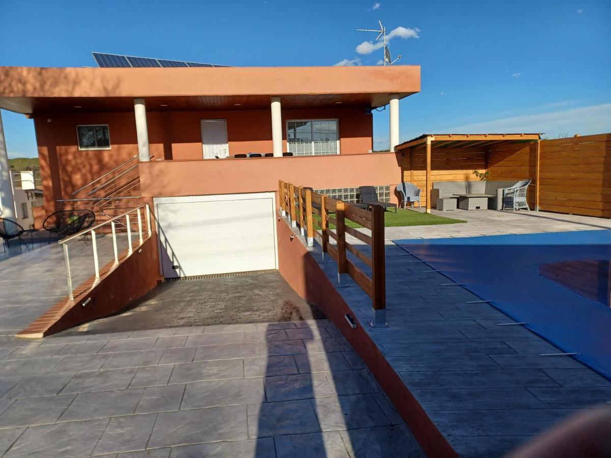 Piscina De Sal Barbacoa Wifi, Parking Gratis, 3 Min Pga Casa El Roble Villa Girona Exterior photo